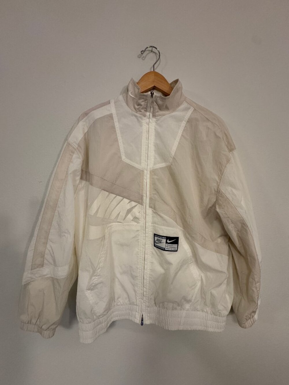 Nike Sportswear Women's Oversized Woven Jacket HJ0176-133 Sail Small